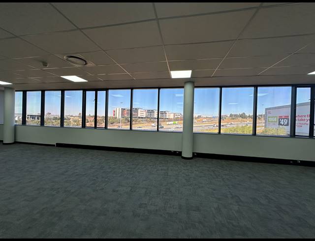612M² OFFICE TO LET IN WOODMEAD